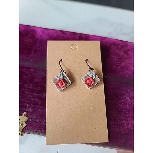 Polymer Clay Floral Dangling Pierced Earrings New - Picture 2 of 10